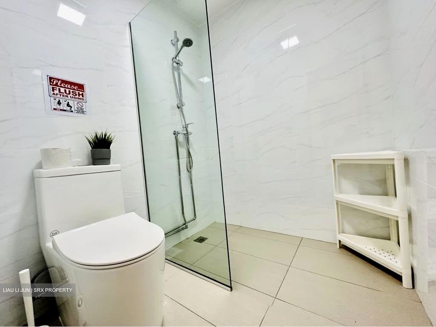 Ridgewood (D10), Condominium #560344061